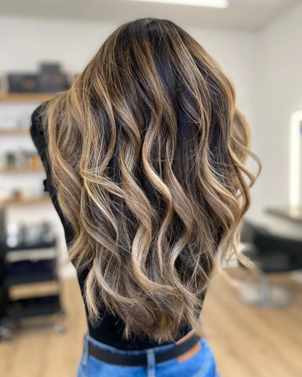 Balayage für blondes Haar